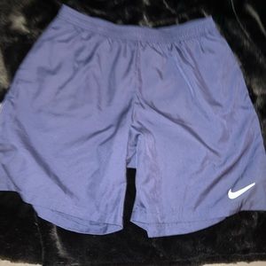 Mens nike shorts, 7in inseem